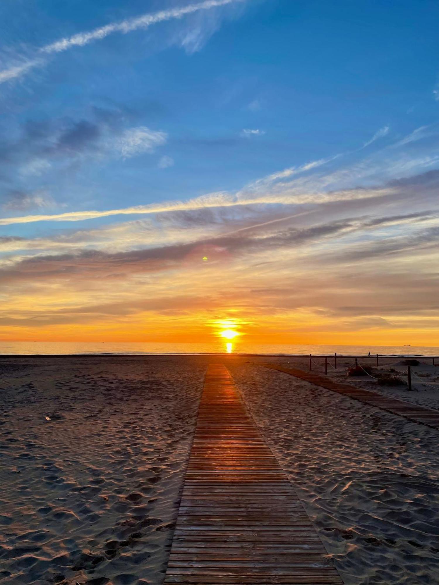 Flores Paradise Playa Sagunto المظهر الخارجي الصورة
